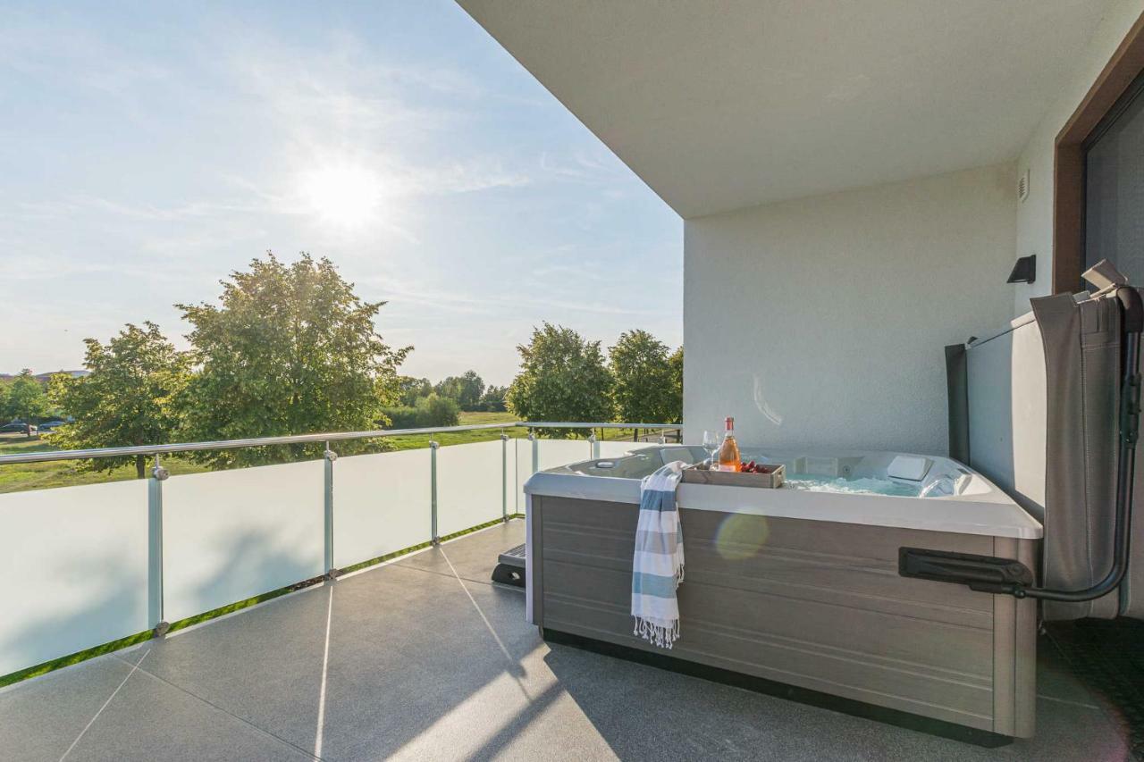 Luxus_Spa_Og_Fewo Quartier 4 _We 4_ Göhren-Lebbin Exterior foto